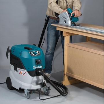 Makita Universaldammsugare 1200w 42l