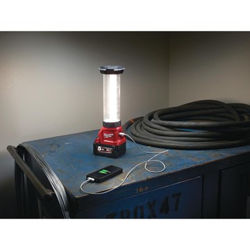 Milwaukee ARBETSBELYSNING M18 LL-0 700 LUMEN